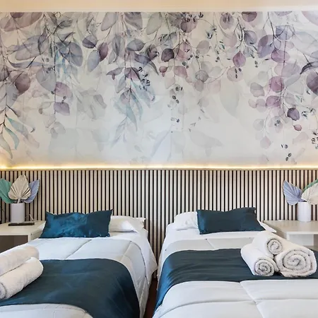 Guesthost - Relax & Fun Between Sea & Lägenhet Sìnnai