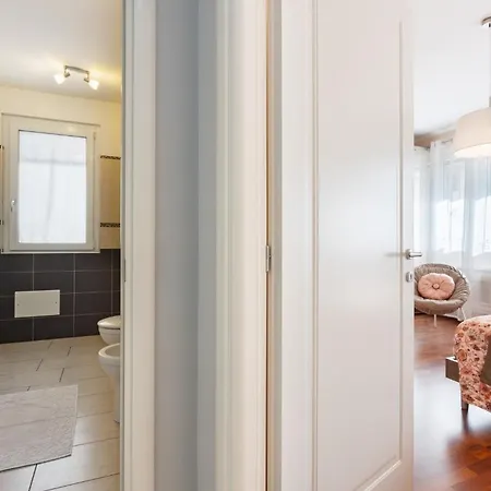 Guesthost - Relax & Fun Between Sea &