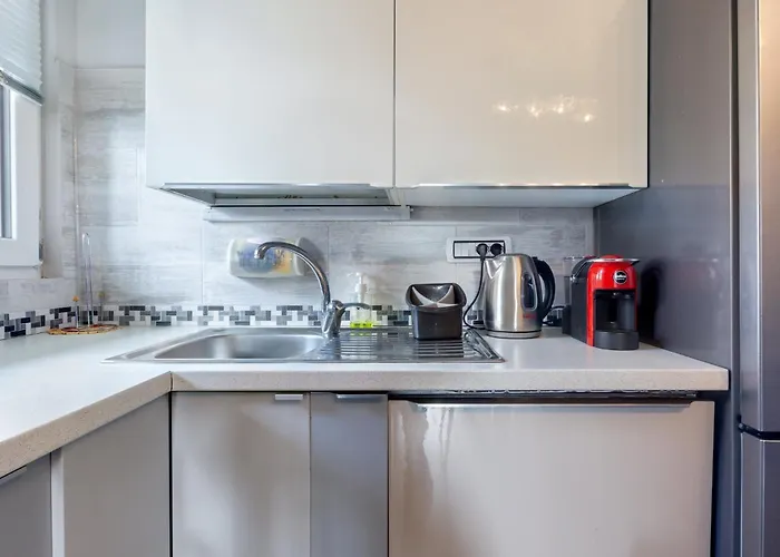 Guesthost - Relax & Fun Between Sea & *